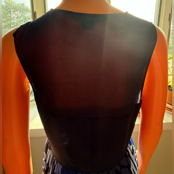 Armani Exchange Navy and White Leaf Print Mini Dress - Picture 4 of 7